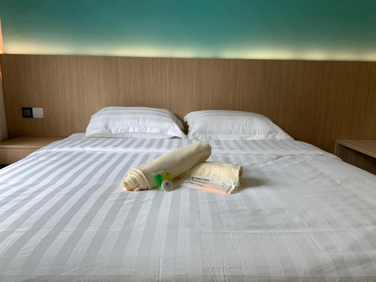 M Quality Hotel กัวมูสัง ภายนอก รูปภาพ