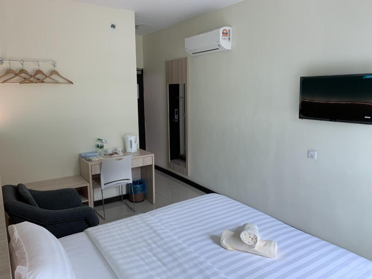 M Quality Hotel กัวมูสัง ภายนอก รูปภาพ